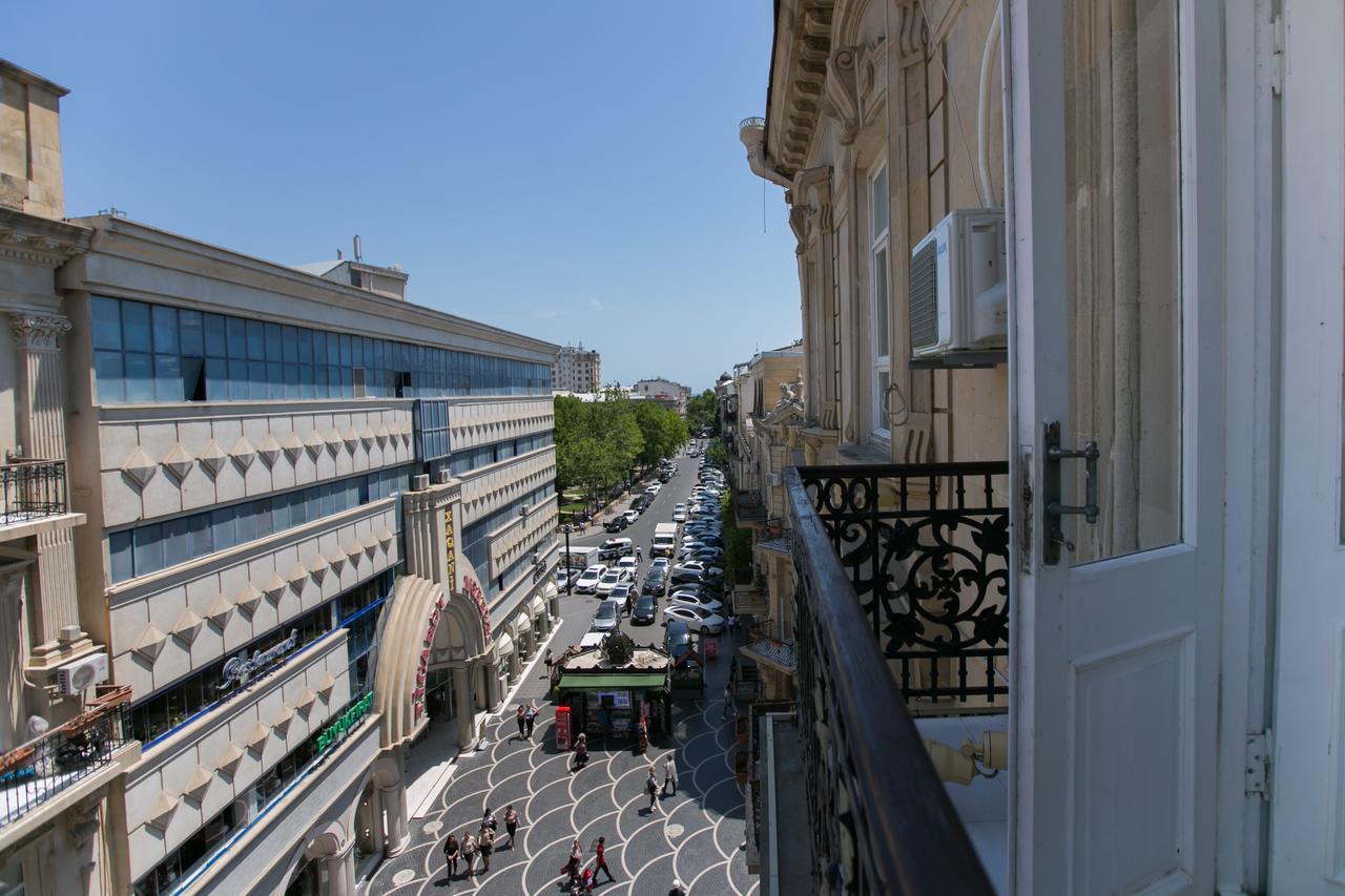 Malakhan Hotel Баку Екстериор снимка