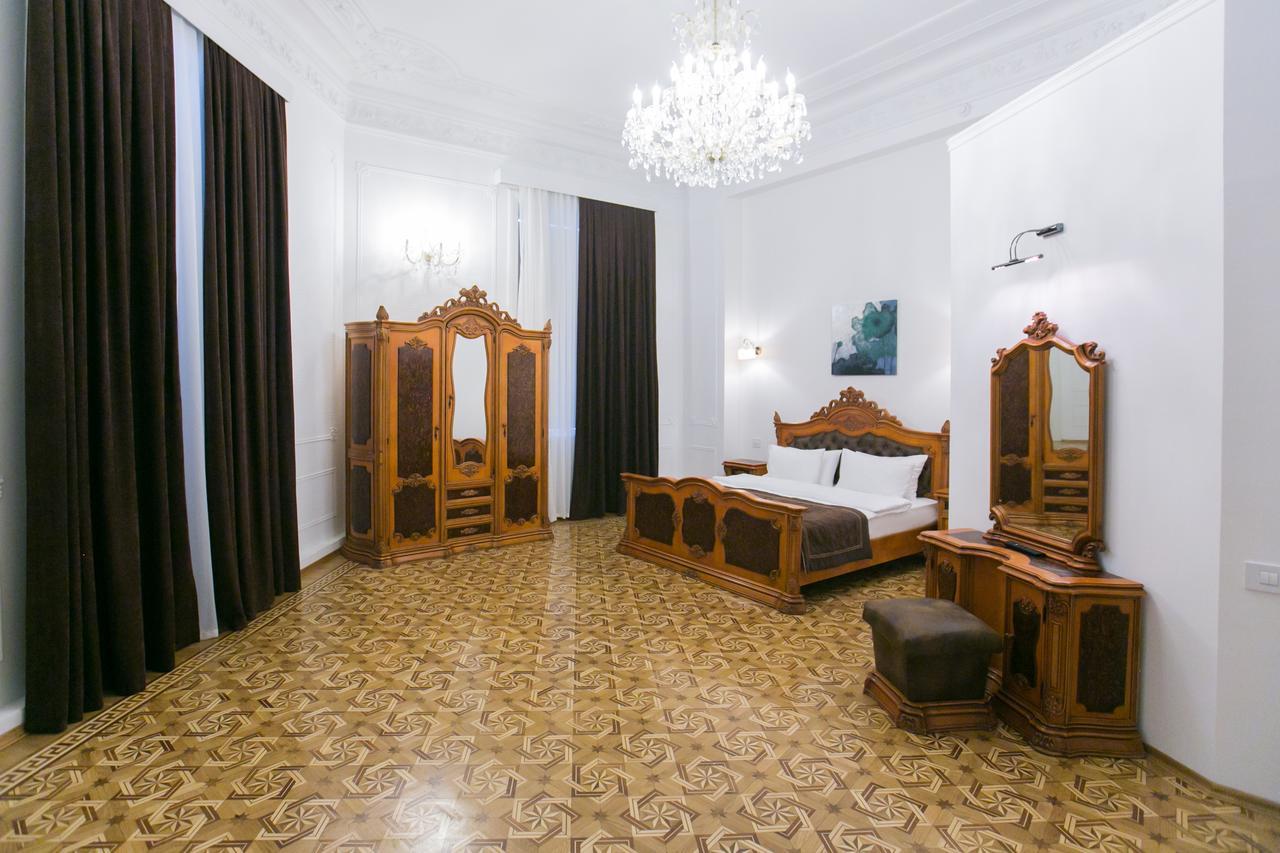 Malakhan Hotel Баку Екстериор снимка