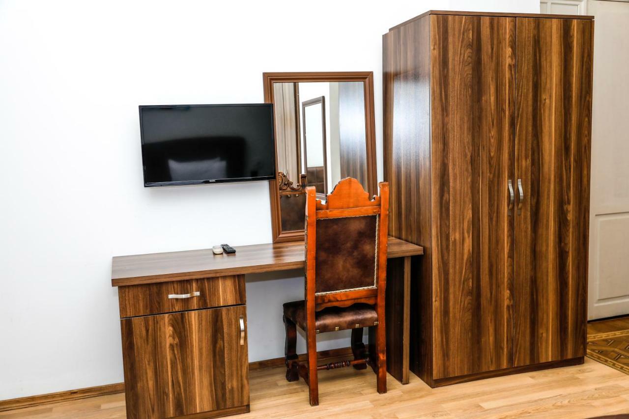 Malakhan Hotel Баку Екстериор снимка