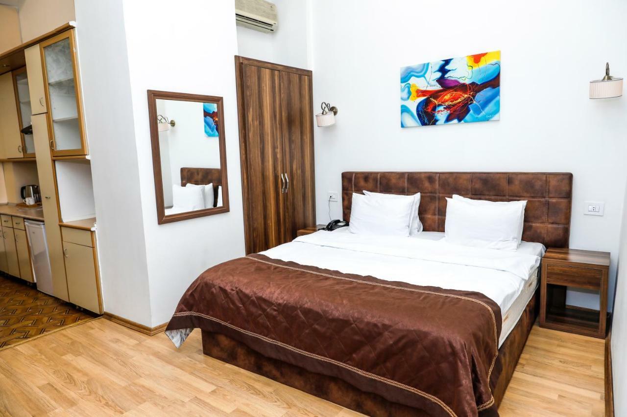 Malakhan Hotel Баку Екстериор снимка
