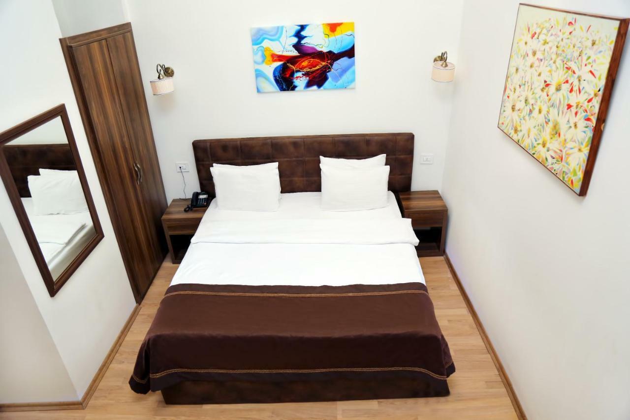 Malakhan Hotel Баку Екстериор снимка