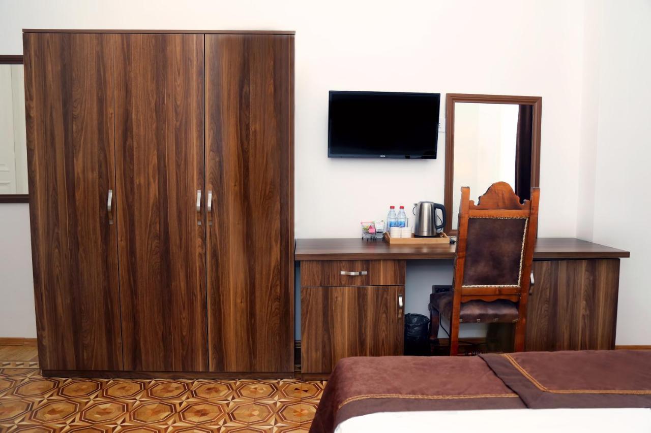 Malakhan Hotel Баку Екстериор снимка
